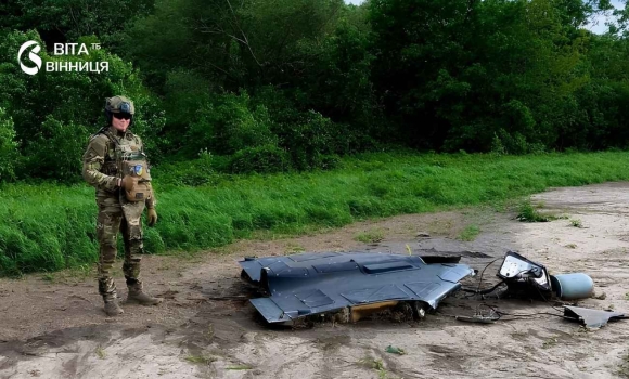 На Вінниччині вибухотехніки вилучили частини ворожих ракет Х-101 та ударного дрона