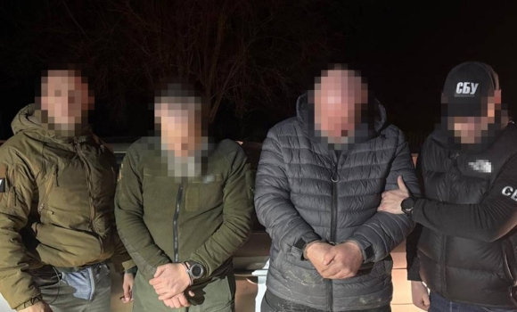 На Вінниччині викрили чоловіка, який підказував чоловікам мобілізаційного віку шлях через кордон