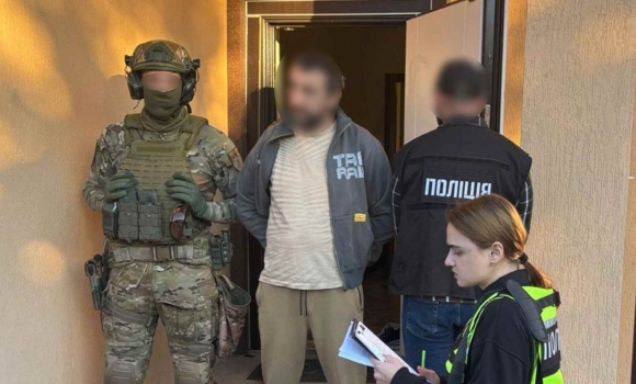 На Вінниччині викрили наркоторговців, які заробляли мільйони на торгівлі канабісом