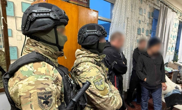 На Вінниччині викрили розгалужену мережу збуту наркотиків у виправній колонії