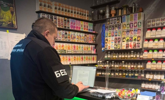 На Вінниччині вилучили з незаконного обігу продукцію для вейпінгу на 1,5 млн грн