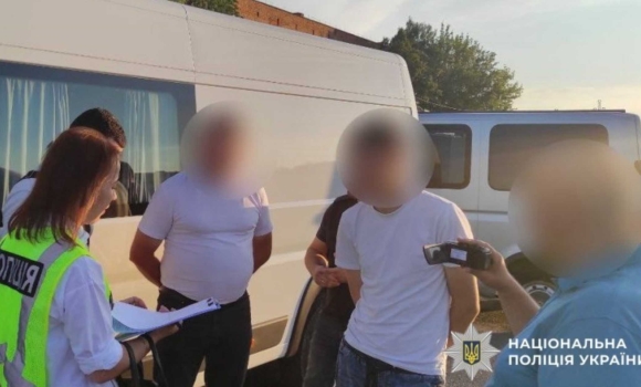 На Вінниччині залізничник вимагав 2000 доларів за допомогу з працевлаштуванням На Вінниччині залізничник вимагав 2000 доларів за допомогу з працевлаштуванням