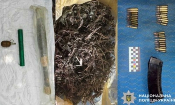 На Вінниччині засудили чоловіка за торгівлю боєприпасами та зберігання наркотиків