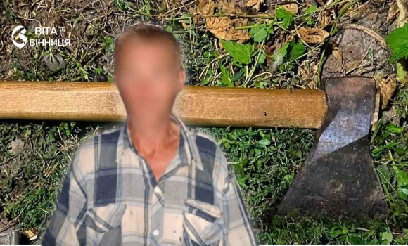 На Вінниччині затримали СЗЧшника, який погрожував поліції сокирою