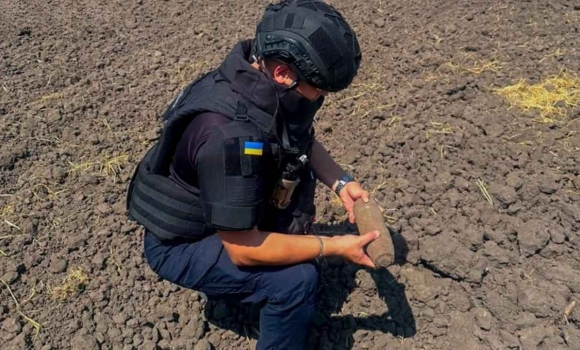 На Вінниччині знайшли й знешкодили артилерійські снаряди часів Другої світової війни На Вінниччині знайшли й знешкодили артилерійські снаряди часів Другої світової війни
