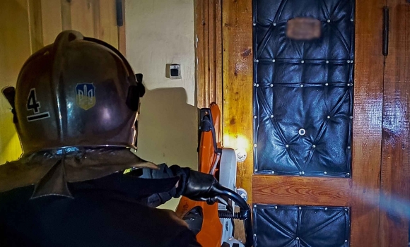 Надзвичайники тричі за добу екстрено відчиняли двері в помешканнях вінничан