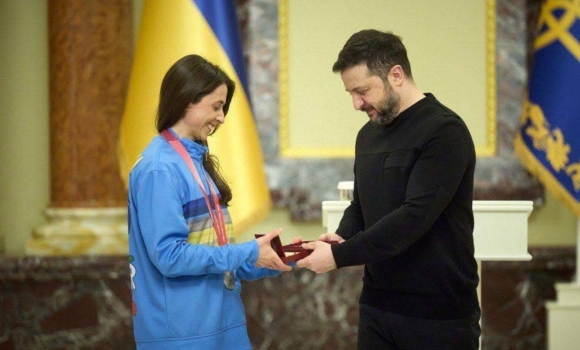 Нагороди паралімпійцям з Вінниччини особисто вручив Президент України