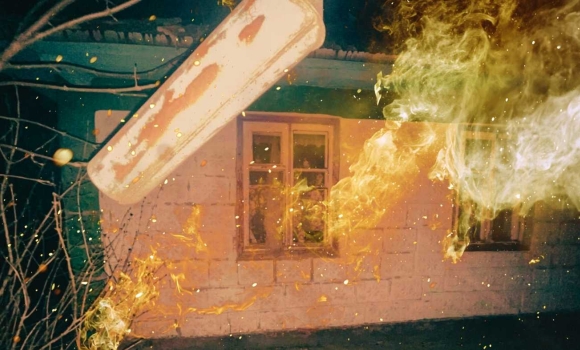 Наслідки вибухів дев'ять будинків постраждали внаслідок ворожої атаки на Вінниччині