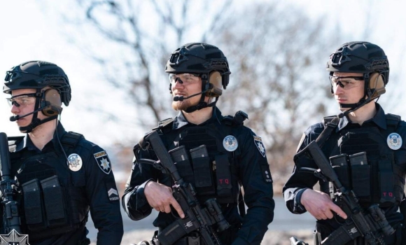 Навіщо патрульних Вінниччини навчали протидіяти масовим заворушенням Навіщо патрульних Вінниччини навчали протидіяти масовим заворушенням