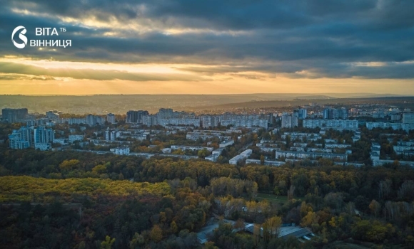 Найменше пилу — на бульварі Свободи що показує моніторинг повітря у Вінниці Найменше пилу — на бульварі Свободи що показує моніторинг повітря у Вінниці