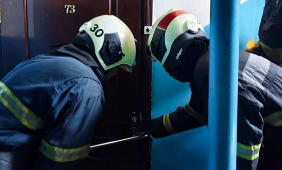 Не дали померти за зачиненими дверима на Вінниччині врятували пенсіонерів