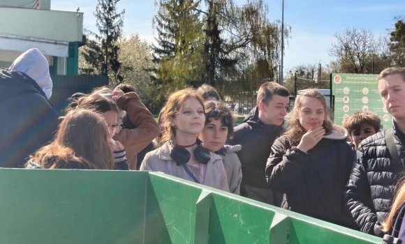 Не мотлох, а гроші й ресурси що побачили вінницькі учні у Муніципальному центрі управління відходами