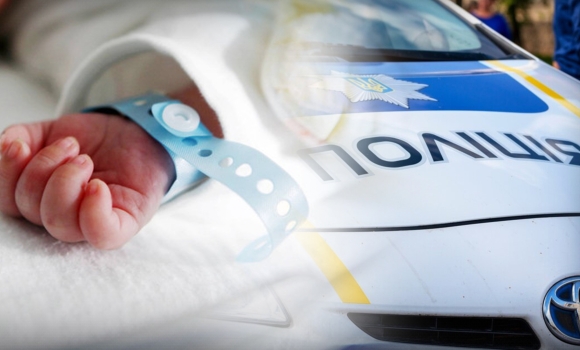 Немовля задихалось - вінницькі патрульні супроводили до лікарні автомобіль з дитиною