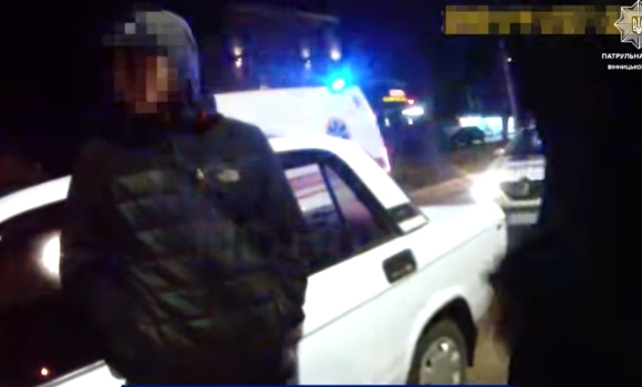 Неповнолітній та напідпитку: у Вінниці 16-річний водій тікав від поліцейських