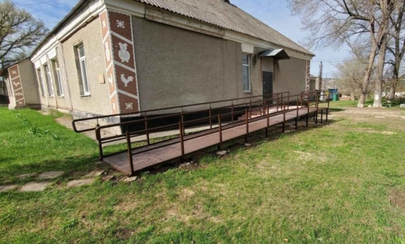 Нове життя порожньої будівлі на Вінниччині за 7 мільйонів облаштували квартири для переселенців