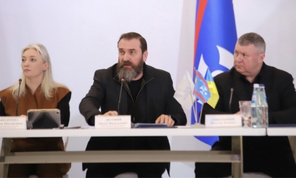 Обговорити впровадження реформи старшої профільної школи до Вінниці приїздив міністр