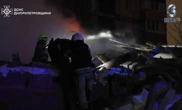 Палаючі автівки та поранені діти наслідки масованих обстрілів України в ніч на 7 січня