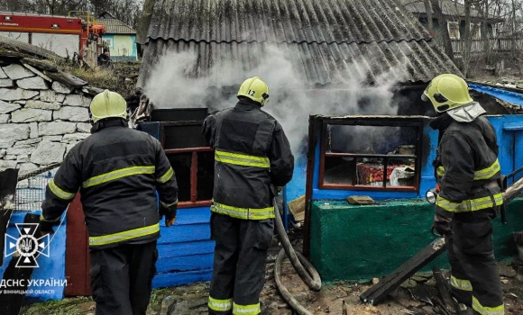 Під час пожежі у Могилів-Подільському районі загинула пенсіонерка
