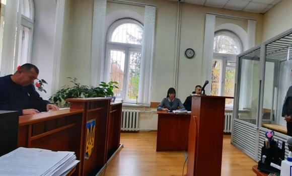 Підозрюваного у підпалі авто на замовлення рф триматимуть у Вінниці під вартою