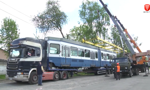 Підсилення муніципального автопарку 16 трамваїв з Цюріха вже у Вінниці
