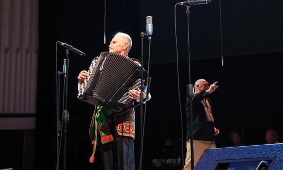 Почесне звання «Заслужений артист України» отримав диригент з Вінниччини Почесне звання «Заслужений артист України» отримав диригент з Вінниччини