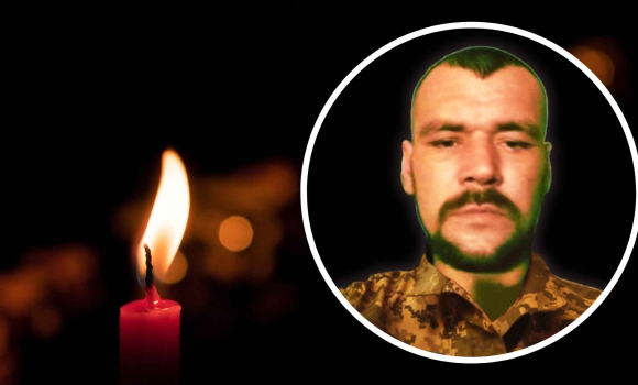 Погребищенська громада прощається зі снайпером, який загинув обороняючи Авдіївку