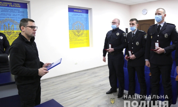 Поліцейських Вінниці нагородили за затримання угруповань