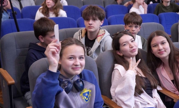 Понад 50 команд і запеклий фінал у Вінниці визначили кращих кмітливців серед ліцеїстів