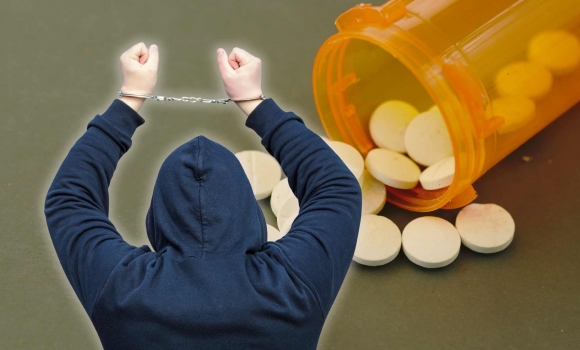 Понад пів сотні згортків з альфа-PVP та екстазі вилучили у Вінниці в наркозакладчиків Понад пів сотні згортків з альфа-PVP та екстазі вилучили у Вінниці в наркозакладчиків