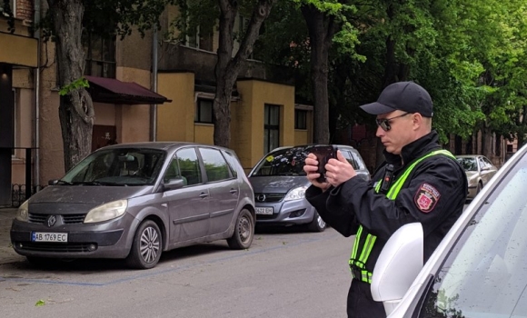 У Вінниці порушників правил паркування оштрафували на понад три млн грн