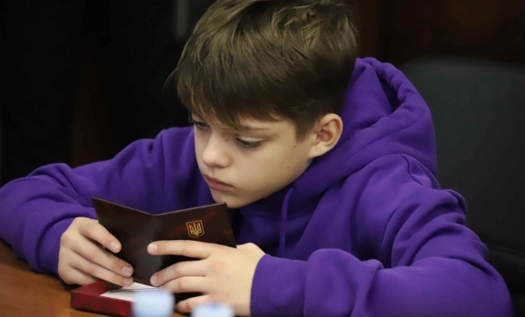 Посмертні нагороди воїнів отримали дві вінницькі родини загиблих поліцейських