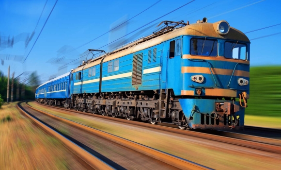 Вінничани поїдуть до Азовського моря двома прямими потягами