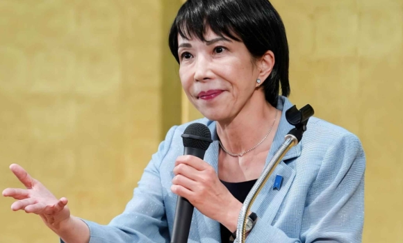 Прем'єрка Японії не змогла вручити головний трофей вінницькому сумоїсту Прем'єрка Японії не змогла вручити головний трофей вінницькому сумоїсту