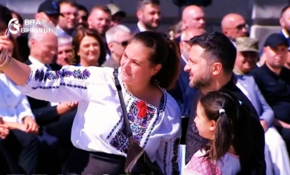 Президент особисто відзначив 9-річну вінничанку за порятунок братів під час пожежі