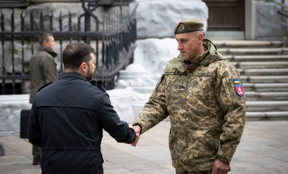 Президент відзначив вінницького бійця ТрО орденом «За мужність» lll ступеня