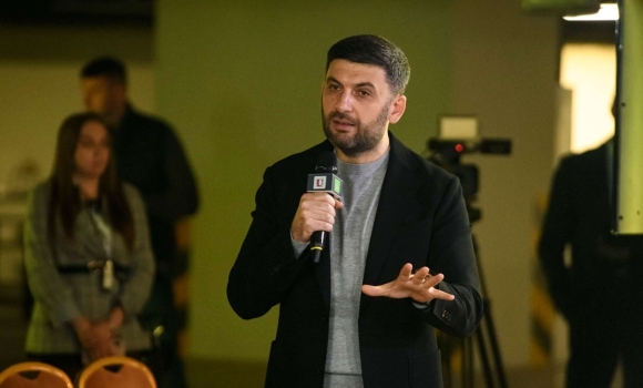 Прокуратура рф передала до суду “справу” проти Гройсмана та інших українських посадовців 