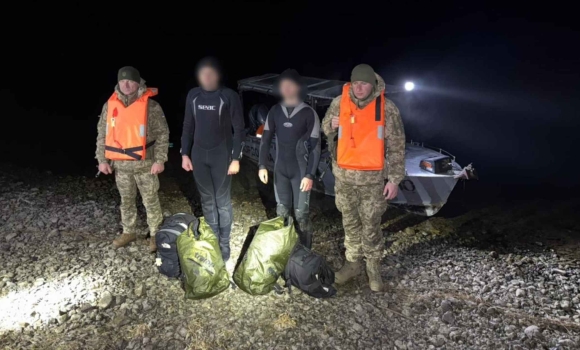 Прикордонники Могилів-Подільського загону затримали порушників у гідрокостюмах