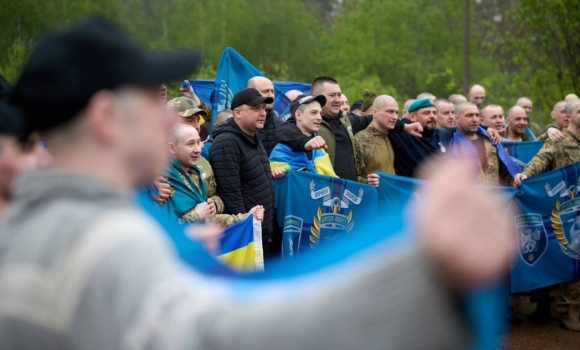 П’ятеро захисників з Вінниччини повернулися додому в межах масштабного обміну полоненими