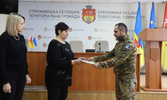 Рідні воїна з Мізяківських Хуторів отримали його посмертну нагороду