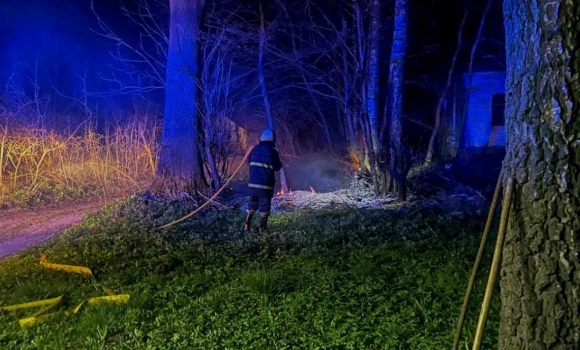 Сам собі рятувальник на Вінниччині власник оселі власноруч загасив пожежу до приїзду вогнеборців