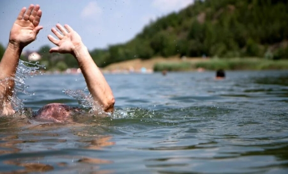 У Вінницьких Хуторах під час купання втопилася людина