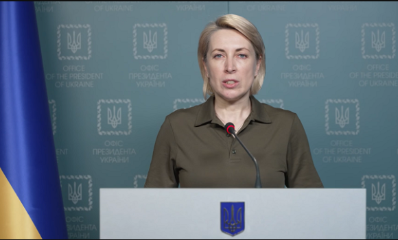 Україна вимагає повернути цивільних з російського полону без жодних умов