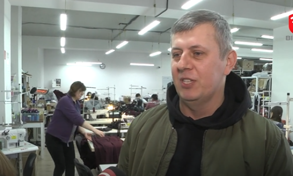 У Вінниці відшивають термобілизну та балаклави для воїнів