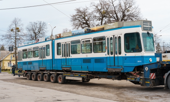Сергій Моргунов У Вінницю прибув перший трамвай Tram2000
