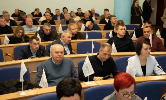 Сесія Вінницької облради погодила передачу ЗСУ матеріальних засобів на 10 млн грн Сесія Вінницької облради погодила передачу ЗСУ матеріальних засобів на 10 млн грн