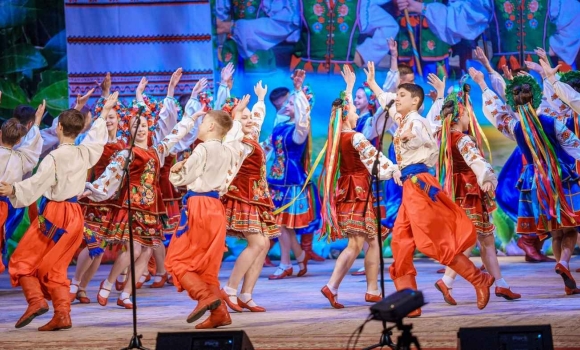 Сльози радості та 42 роки історії у Вінниці прогримів благодійний марафон на честь народження «Барвінку»