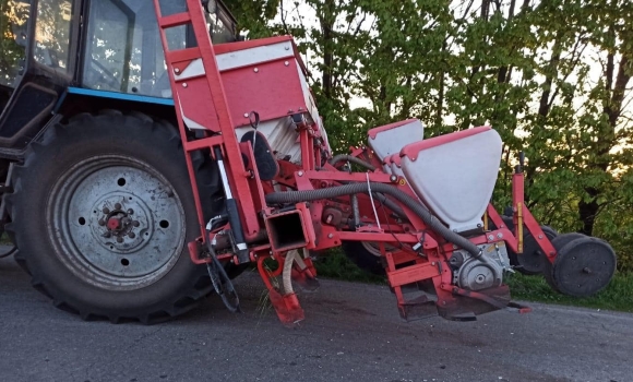 Смертельна аварія у Вінницькому районі мотоцикл зіткнувся з трактором