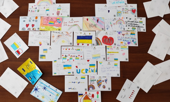 Сотні дитячих листів зі словами підтримки надійшли до Вінниччини з Португалії