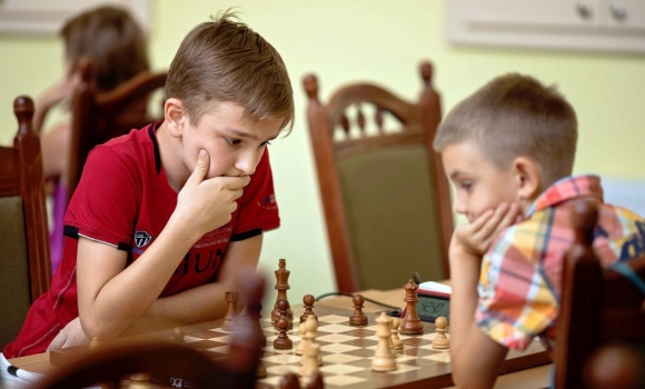 Вінничан запрошують на безкоштовні заняття з шашок та шахів