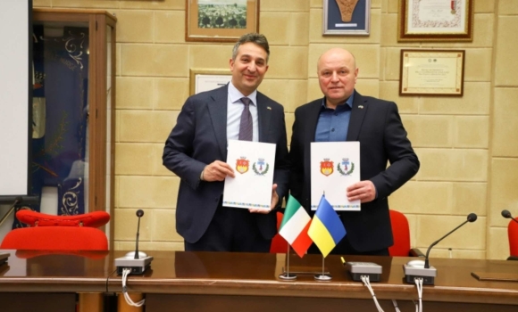 Стрижавська громада починає співпрацю зі стратегічним партнером з Італії Стрижавська громада починає співпрацю зі стратегічним партнером з Італії